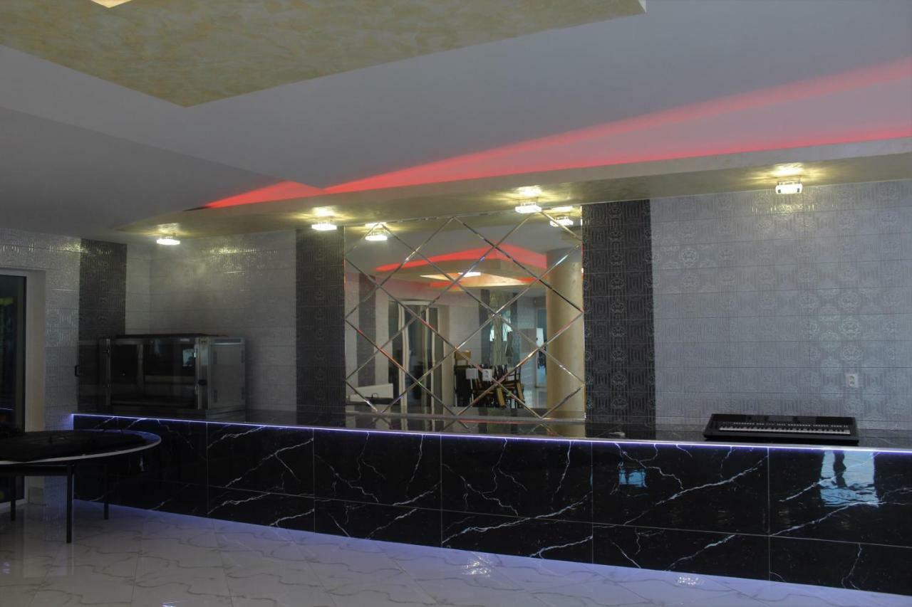 Važec Hotel Chio מראה חיצוני תמונה